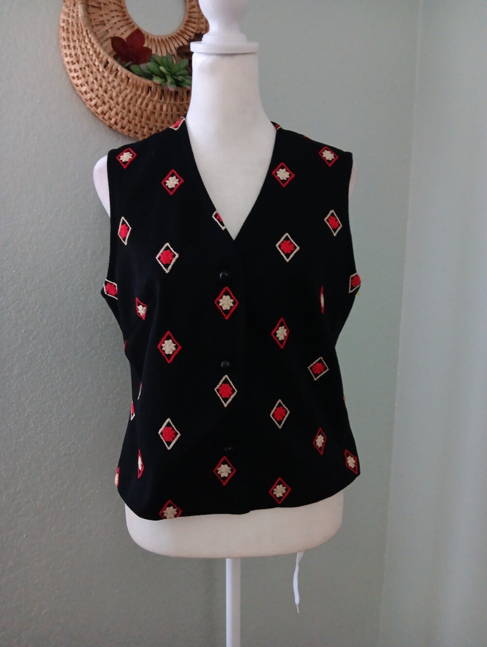Vintage 70s Black Sleeveless Button Front Top Vest with Red and Cream Diamond